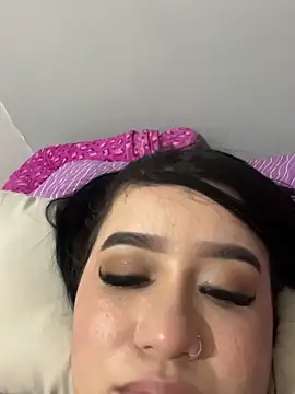 Aliciawhitee Obrolan Langsung XXX