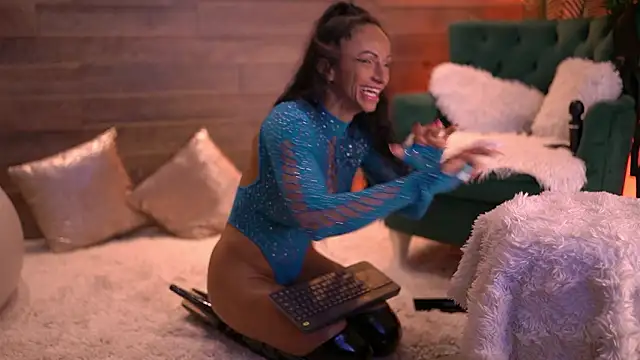 XenaBloom Live XXX-chat