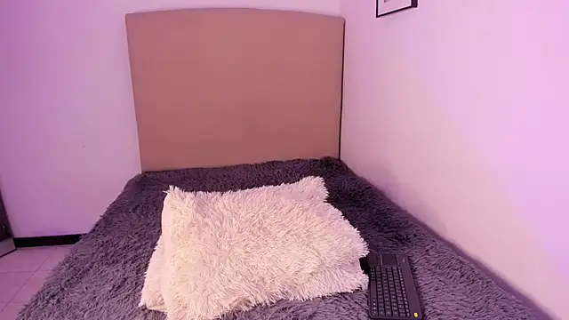 im_tiffany_ Adlı Modelin Canlı XXX Sohbeti