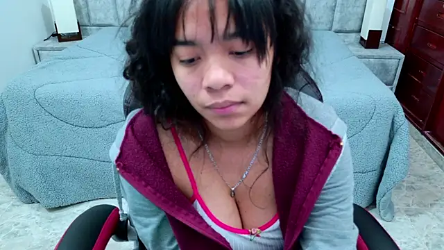 laureentt_: онлайн-секс-чат