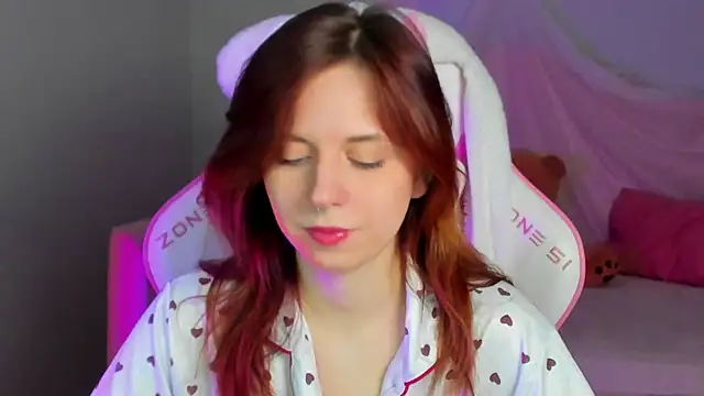 Chat +18 de FreyaVey ao vivo