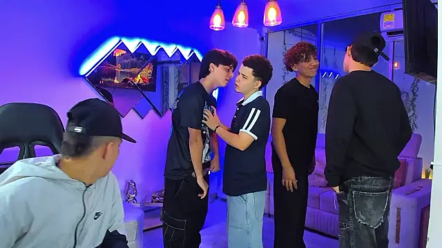 Chat XXX en directo de Houseofwarrios