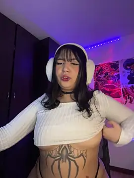 Chat +18 de Hinatamoon_ ao vivo