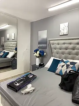 SarahBleer Adlı Modelin Canlı XXX Sohbeti