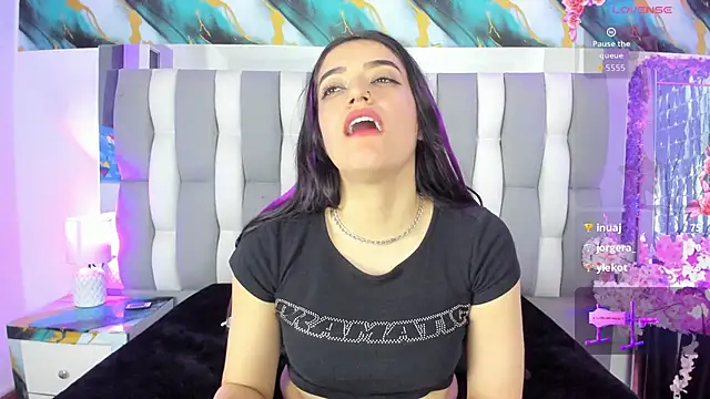 Chat XXX en directo de IsaDiiaz