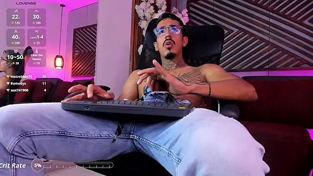 Živý XXX chat Donovan_Desmond