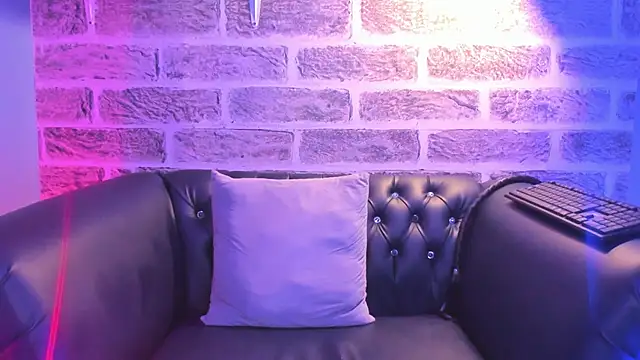 Czat XXX na żywo – Maximoking26