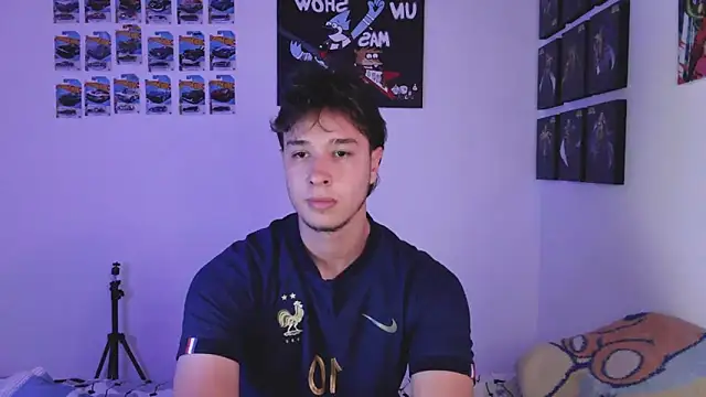 jack_walker190 Show Webcam