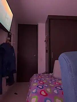 Онлайн чат XXX MoraInFire