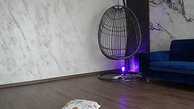 Chat +18 de RachelRavee ao vivo