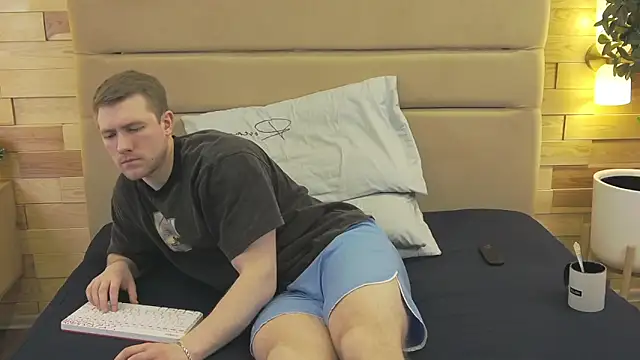 Онлайн чат XXX EthanPinkman