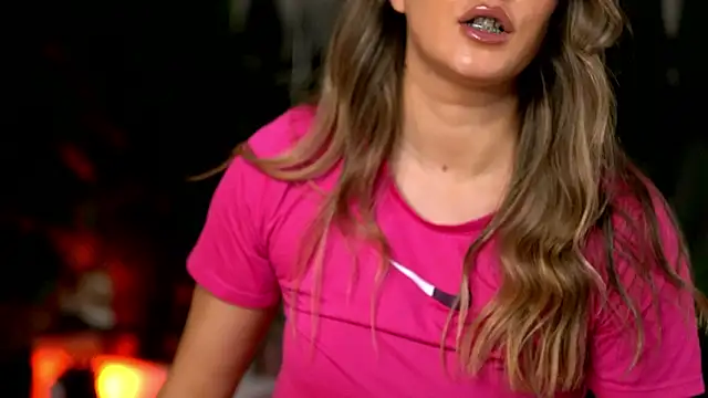 Pokazy przed kamerką – KellyMathews