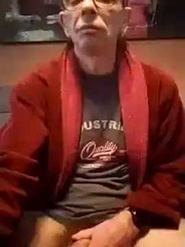 heitzer1072 Webcam show