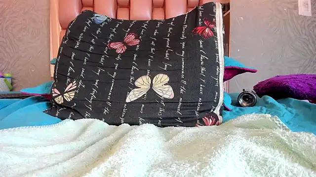 XXX chat uživo modela KOURTNEY--