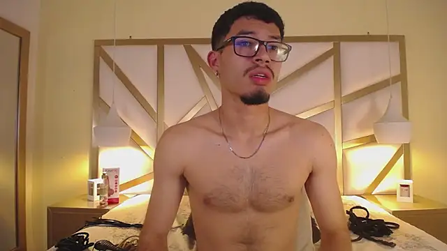 XXX chat uživo modela Jaxon_Carter