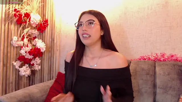 Valk_submissive: онлайн-секс-чат