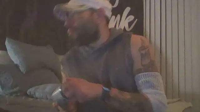 TheDaddio03 Webcamshow