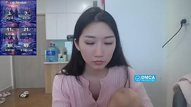 XXX chat uživo modela Asiagirll