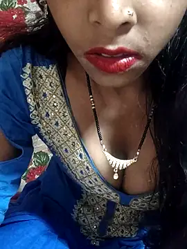 Itz_Aisha__ 现场XXX聊天