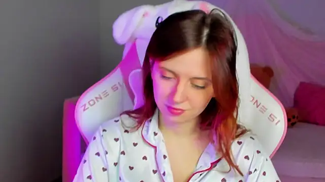 แชท XXX สดของ FreyaVey