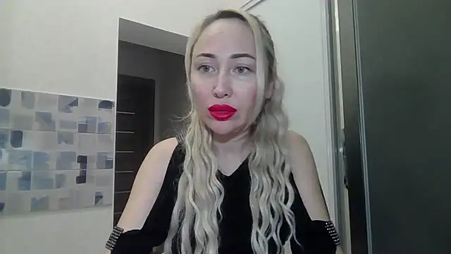 NanaGold2992 Webcamshow