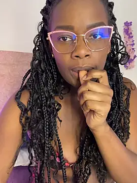 Chat XXX ao vivo de kendra_smiitch