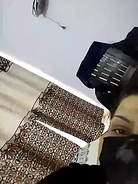 milf_punjaban élő XXX-chatje