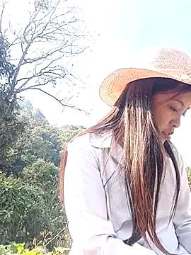 XXX chat uživo modela Alice-567