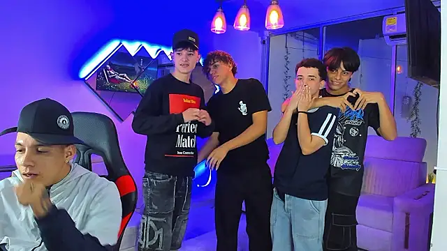 دردشة Houseofwarrios الجنسية المباشرة