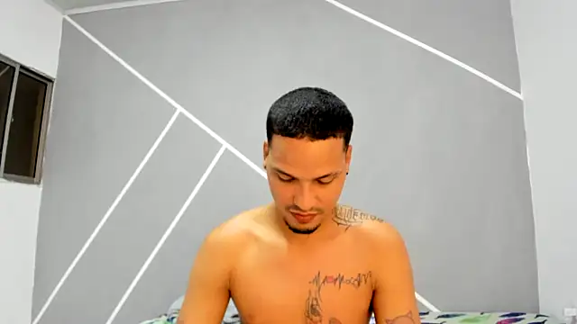 Sexy777Couple 网络视讯表演