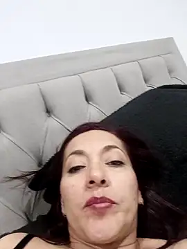 HoneyAngel2020: онлайн-секс-чат