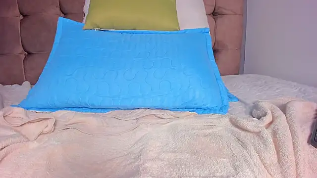 aleja_cute_ live XXX chat