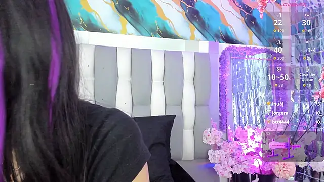 Chat +18 de IsaDiiaz ao vivo