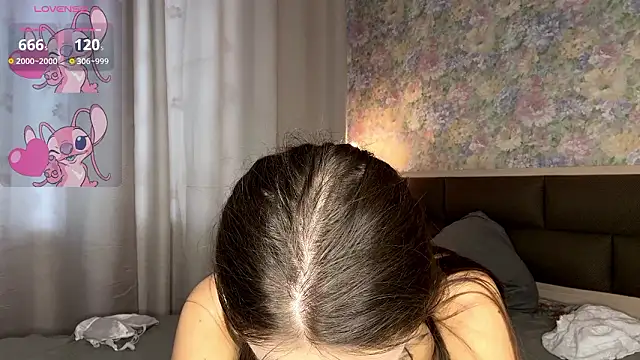 LoraDavi: онлайн-секс-чат