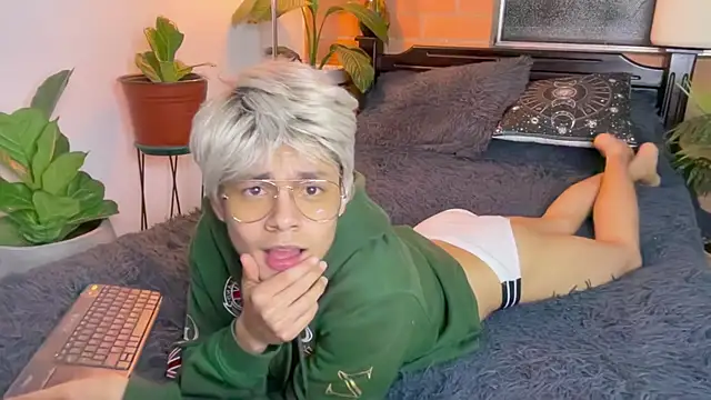 دردشة Andy_Belier23 الجنسية المباشرة