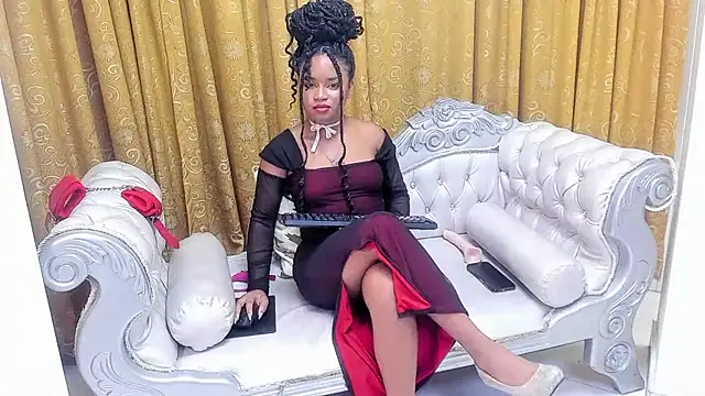 Lexy__grey_ Show in webcam