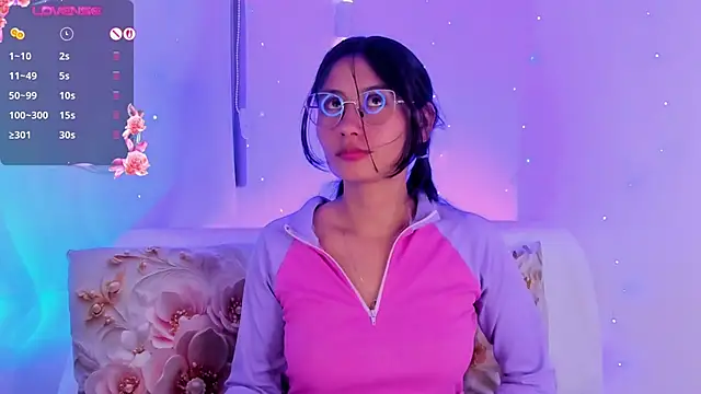 NayeCloud লাইভ XXX চ্যাট