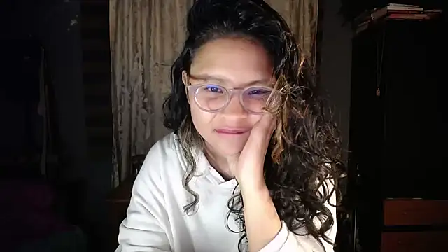 Hathorloven Live XXX chat