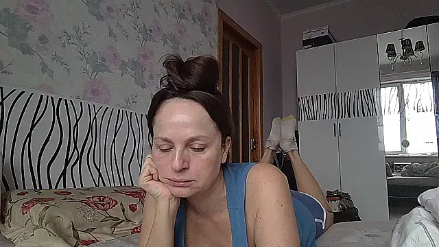 LindaStarS Live XXX Chat