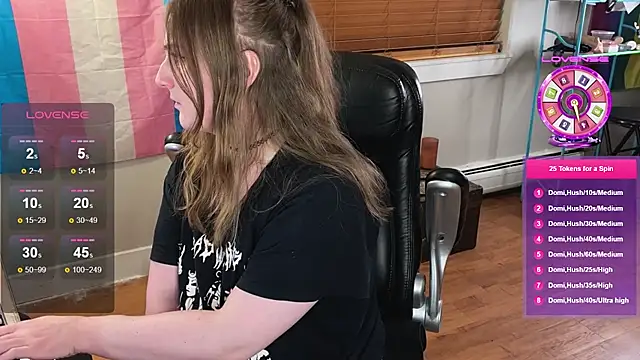 luluvaladon élő XXX-chatje