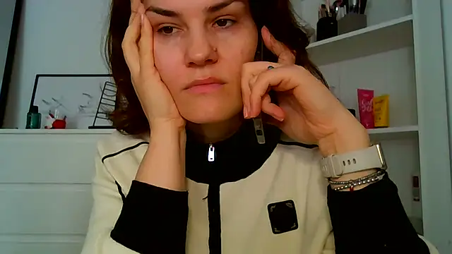 Ms-Lust1- – Live XXX-chat