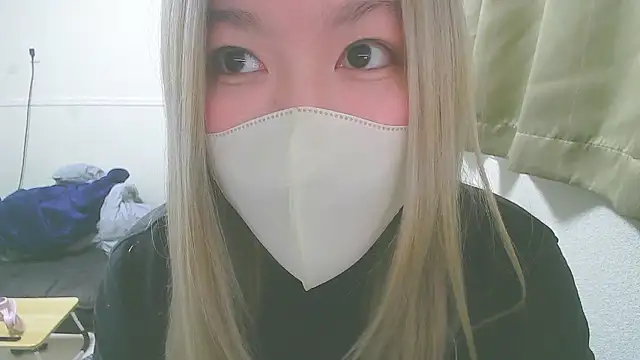 Remi_official Chat XXX in diretta