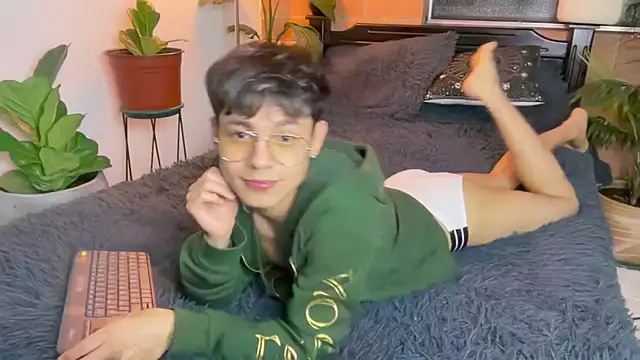 Andy_Belier23 Webcam Show