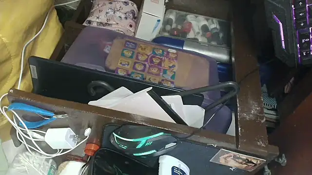 luisahot_9727's Live XXX Chat