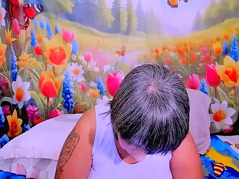 indianroxy live XXX chat