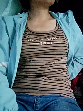 Congee-666 Adlı Modelin Canlı XXX Sohbeti