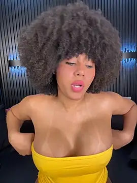 Chat XXX en directo de kendall_coxx