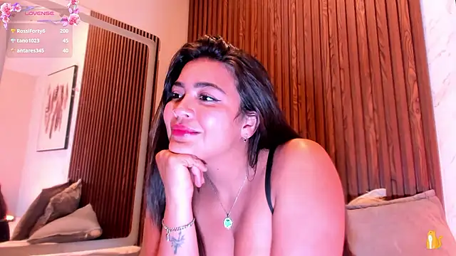 KimDevinne 라이브 XXX 채팅