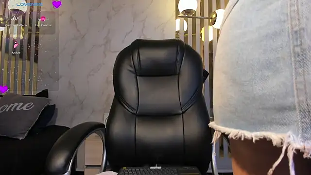 Chat XXX en directo de Oriana_gh