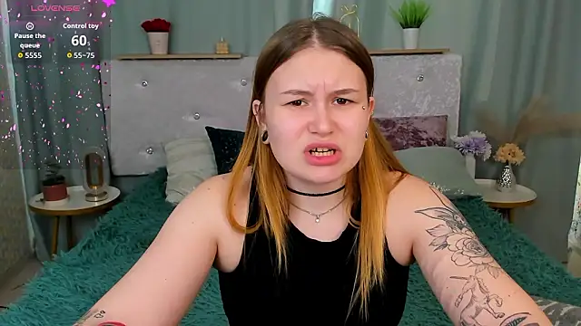 Chat XXX en directo de MilanaXHoney